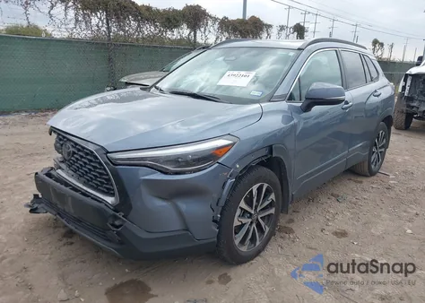 2024 Toyota Corolla Cross Xle z USA, uszkodzony, nr VIN 7MUDAAAGXRV109288